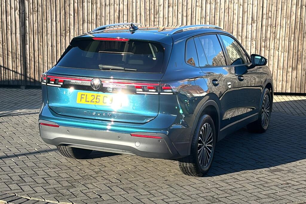 Main listing image - Volkswagen Tiguan