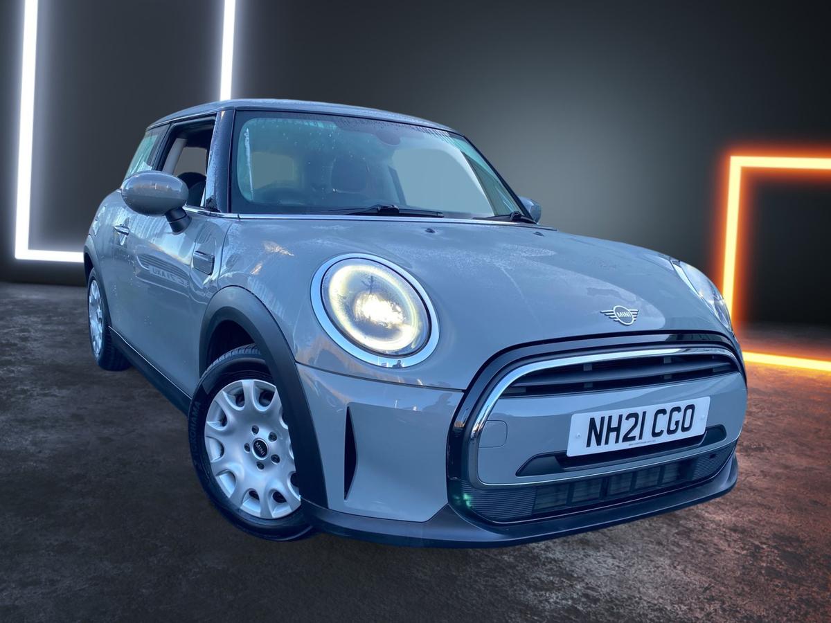 Main listing image - MINI Hatchback