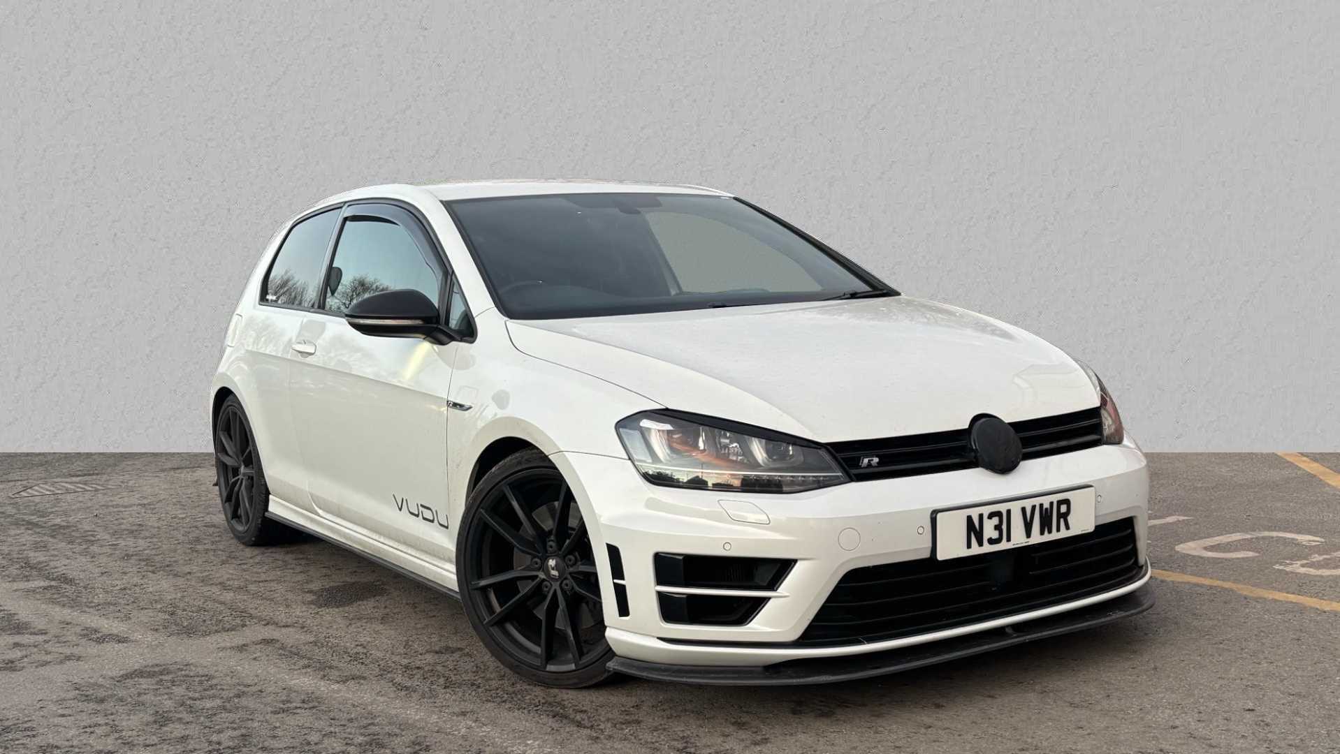 Main listing image - Volkswagen Golf R