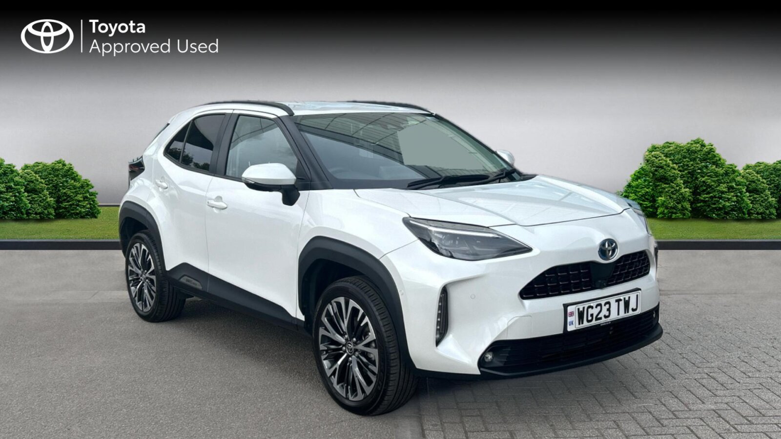 Main listing image - Toyota Yaris Cross