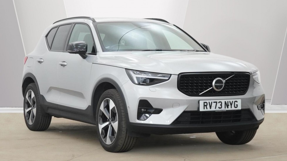 Main listing image - Volvo XC40