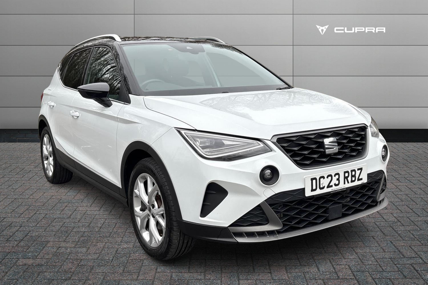 Main listing image - SEAT Arona