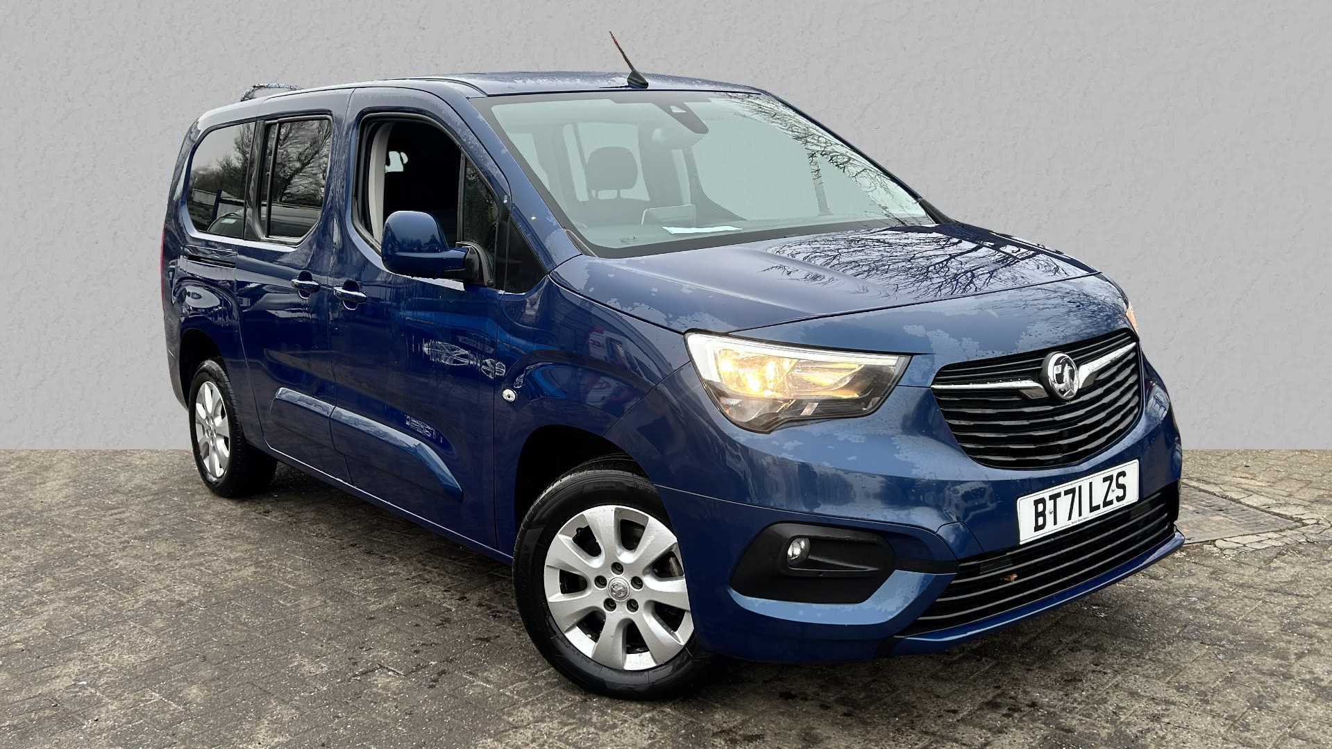 Main listing image - Vauxhall Combo Life