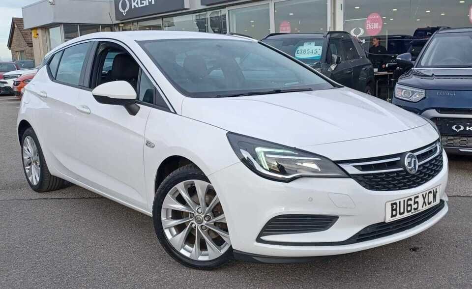 Main listing image - Vauxhall Astra