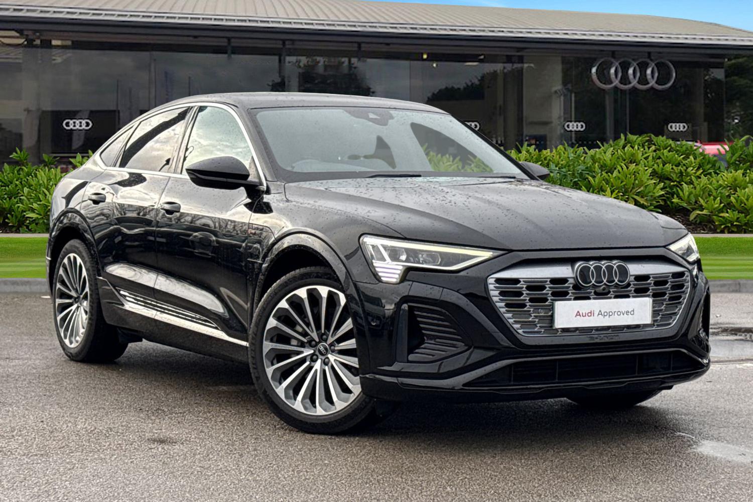Main listing image - Audi Q8