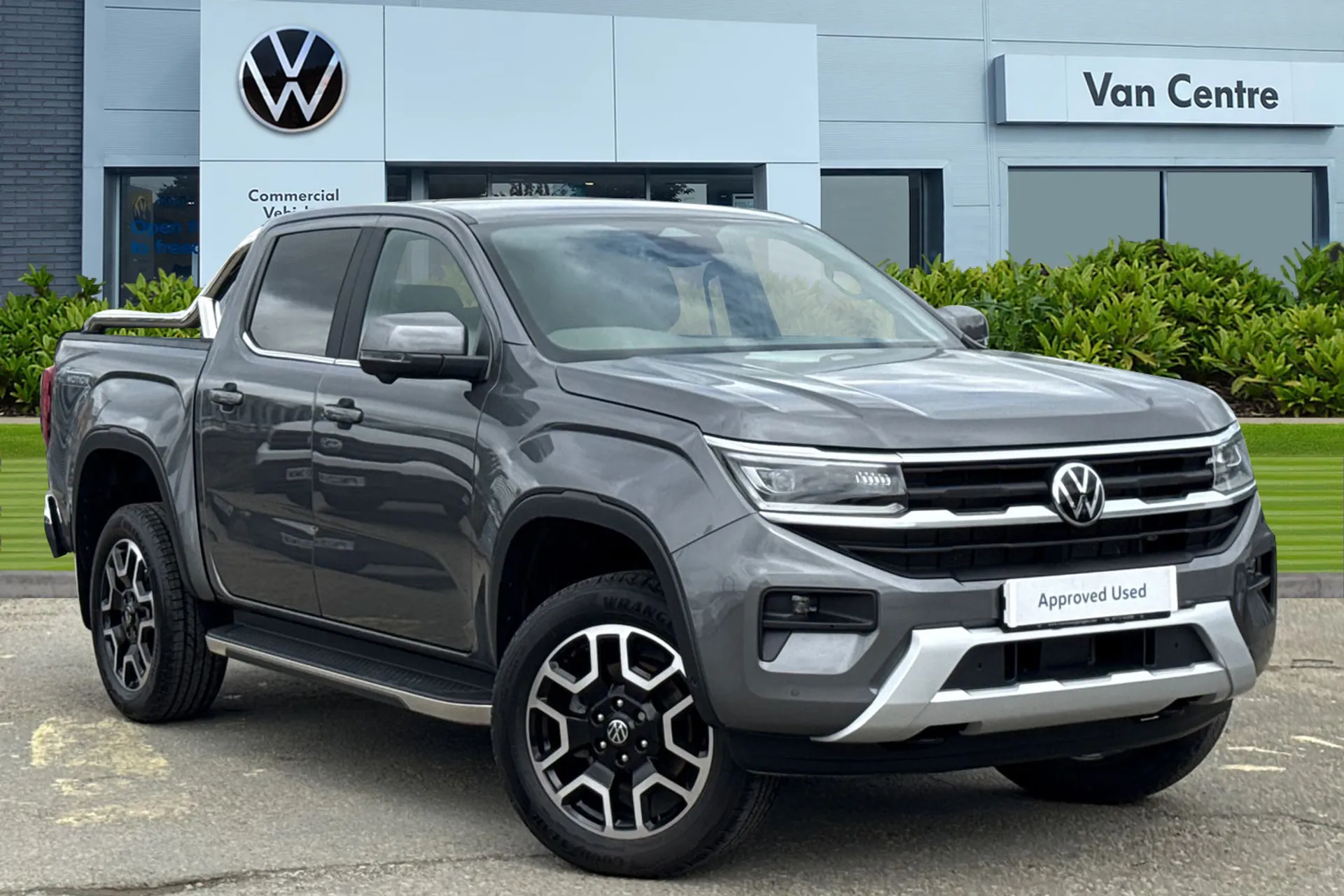 Main listing image - Volkswagen Amarok