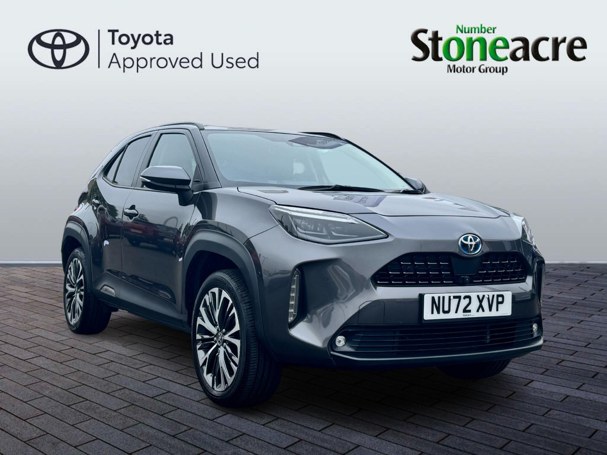 Main listing image - Toyota Yaris Cross