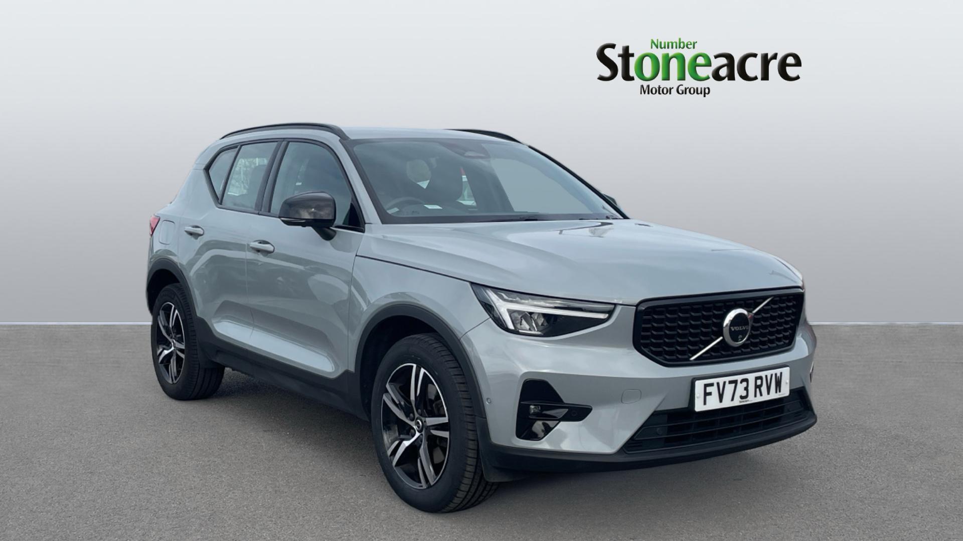 Main listing image - Volvo XC40