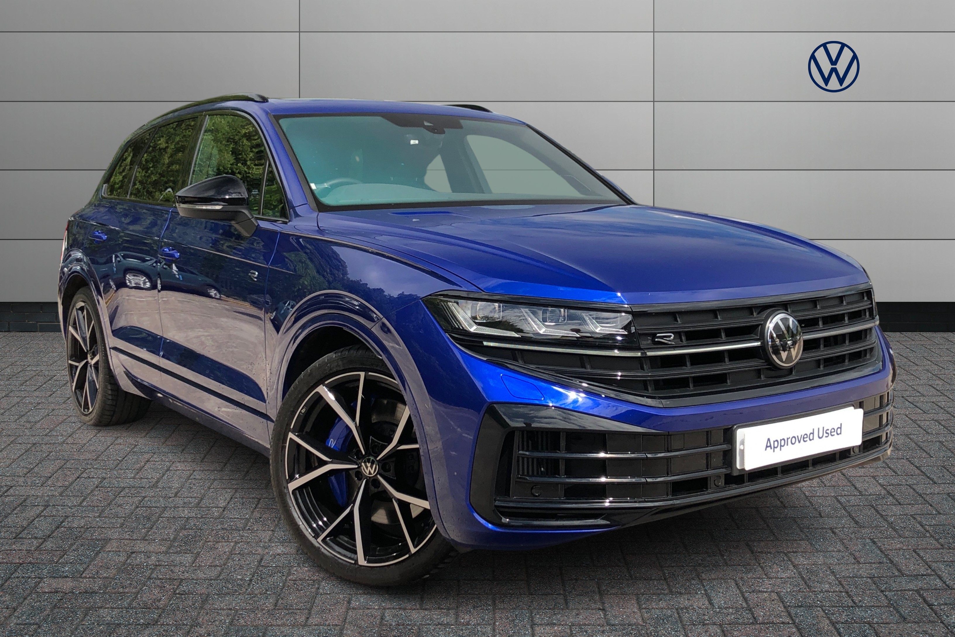 Main listing image - Volkswagen Touareg