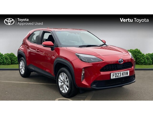 Main listing image - Toyota Yaris Cross