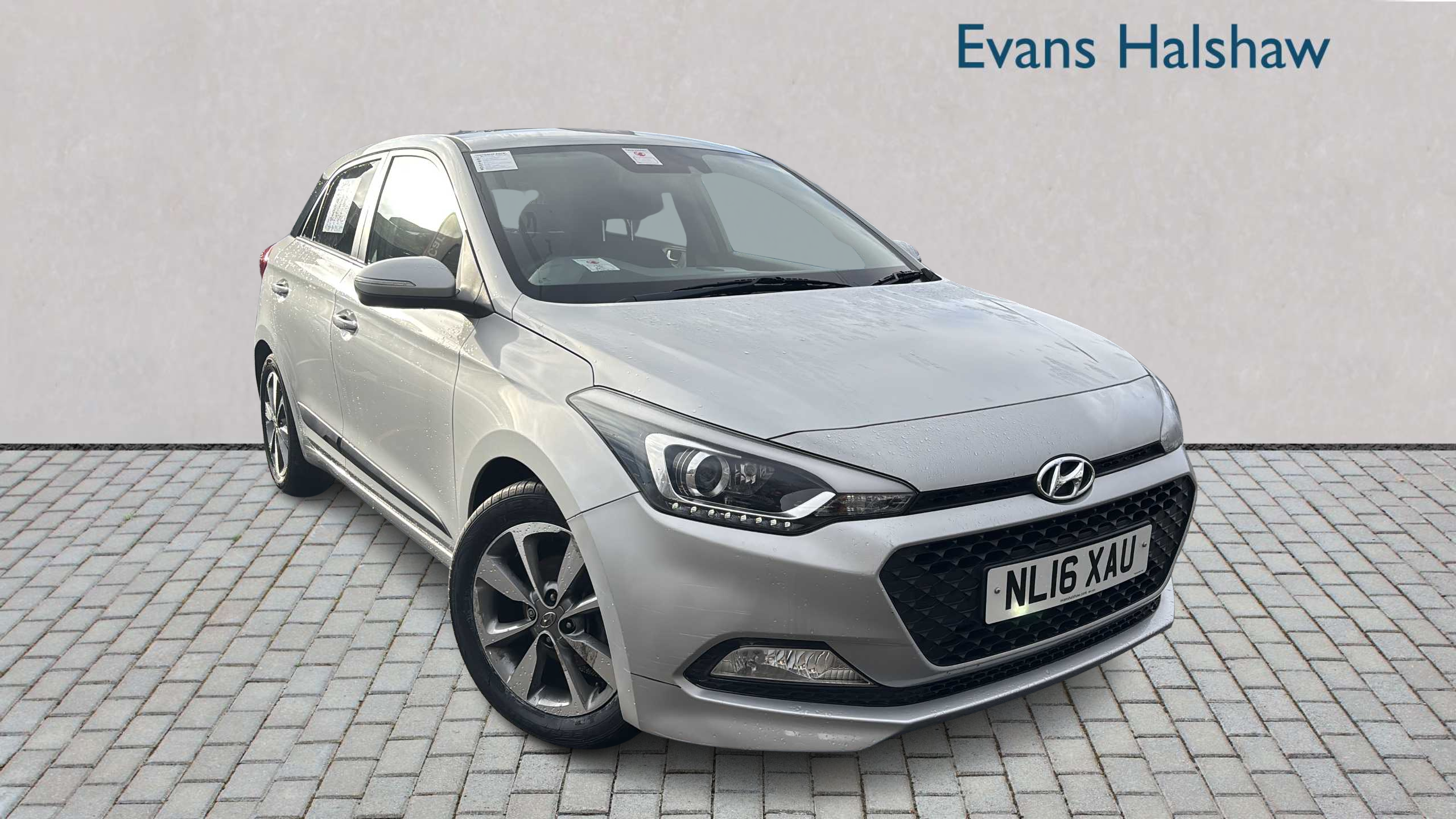 Main listing image - Hyundai i20