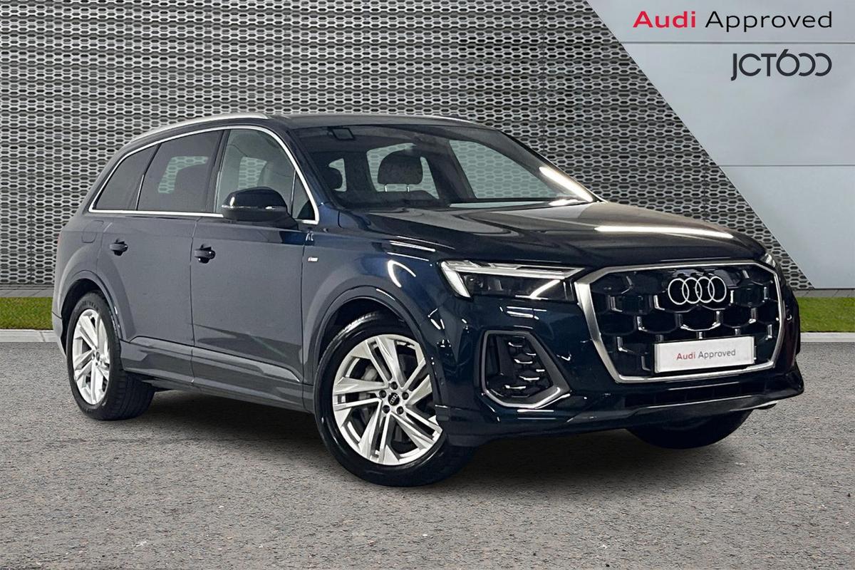 Main listing image - Audi Q7