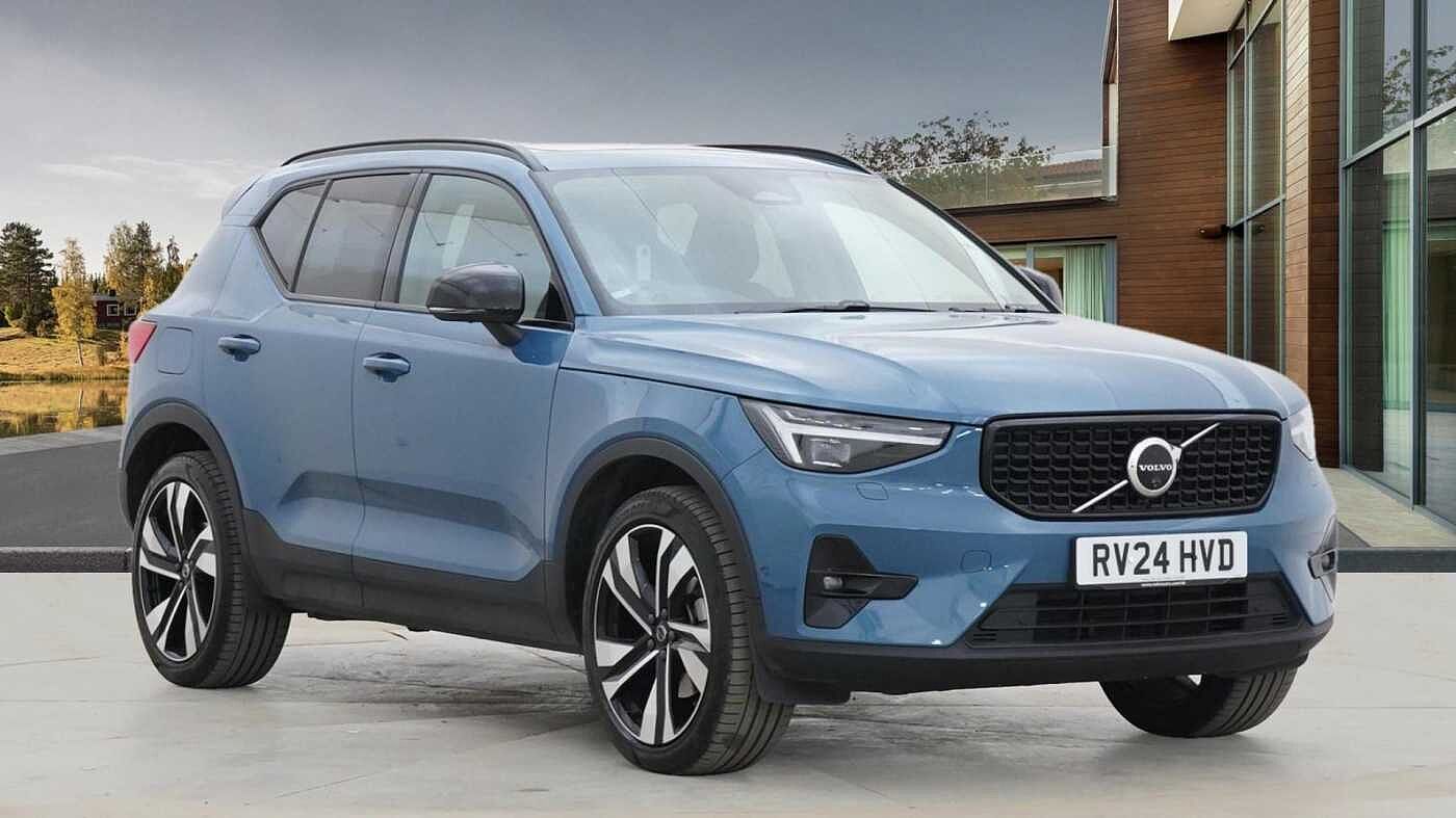 Main listing image - Volvo XC40