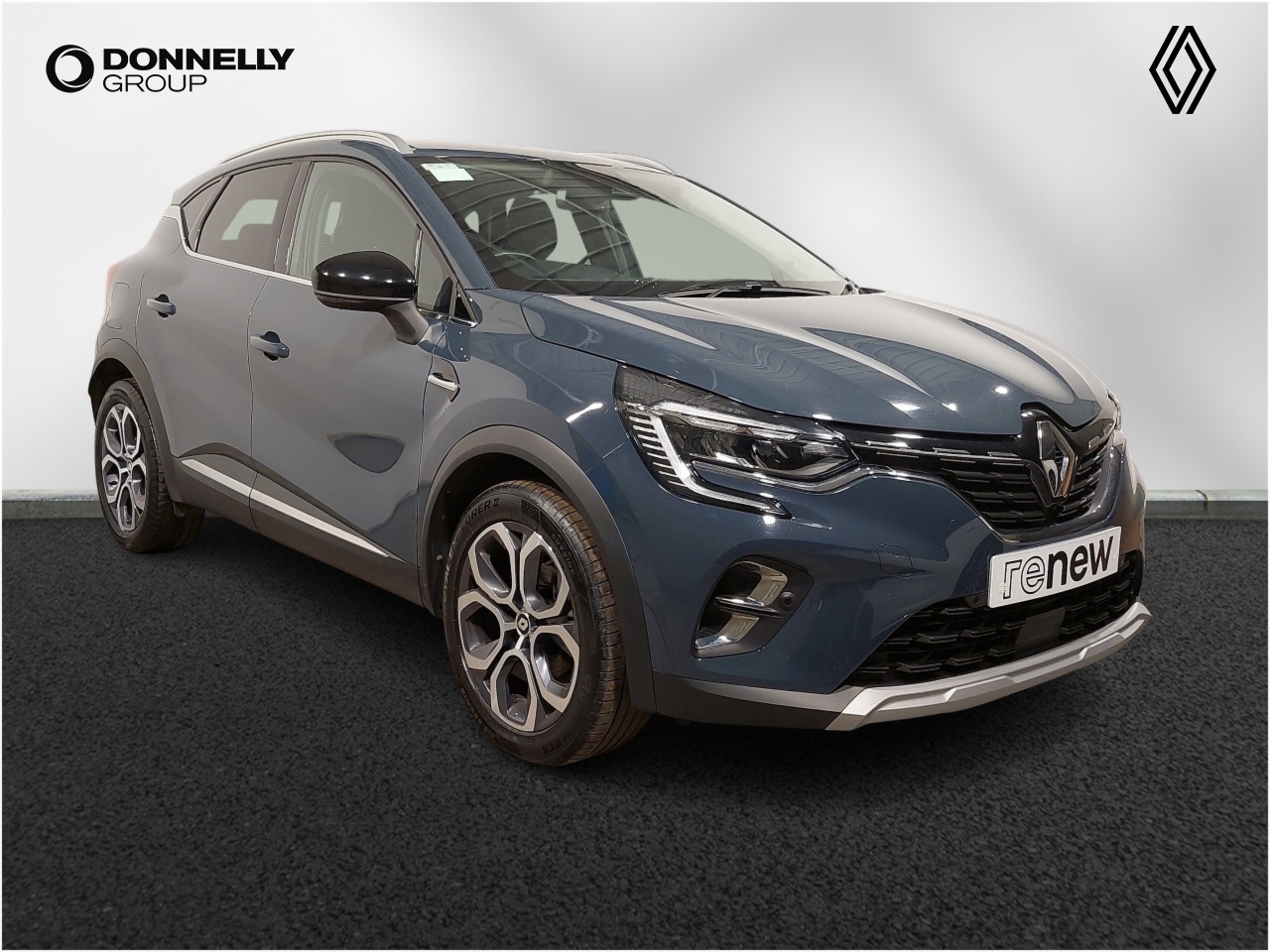 Main listing image - Renault Captur