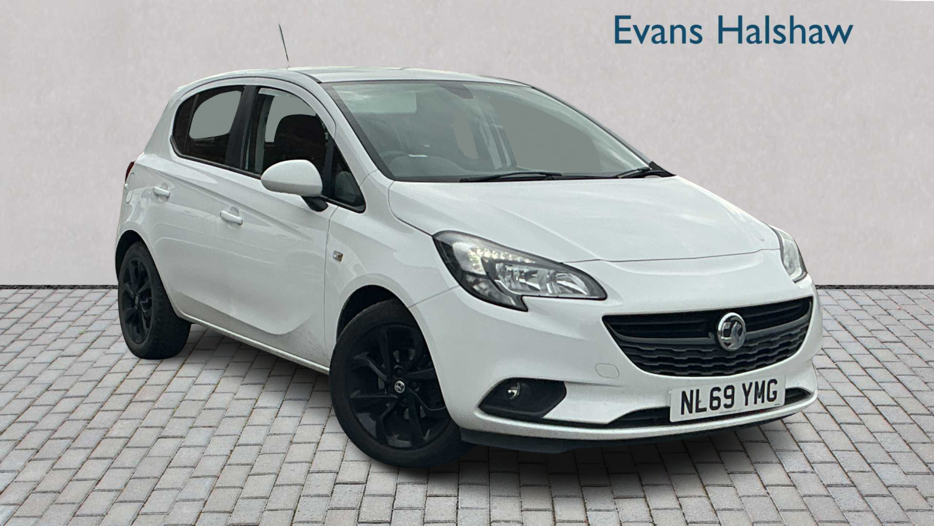 Main listing image - Vauxhall Corsa