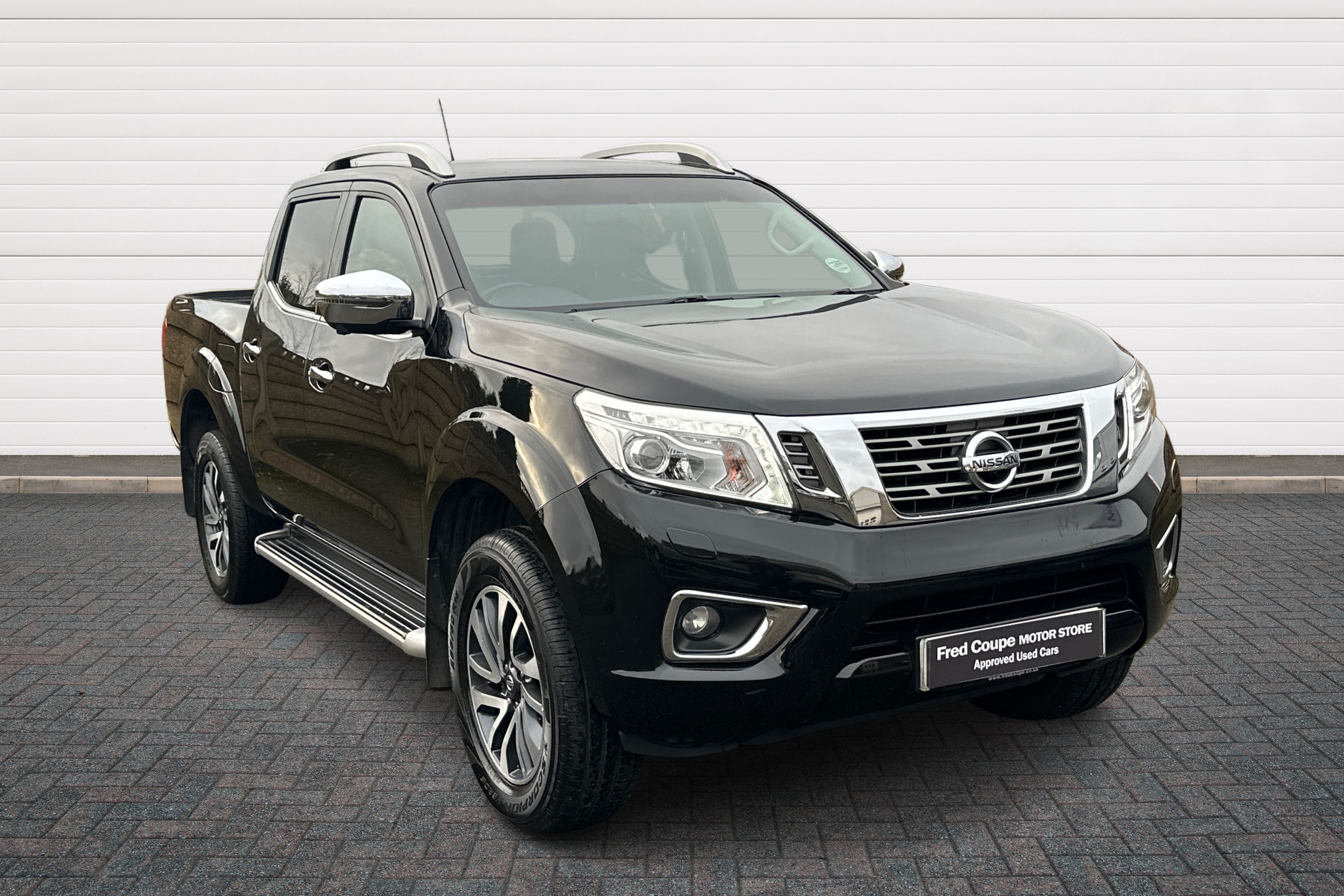 Main listing image - Nissan Navara