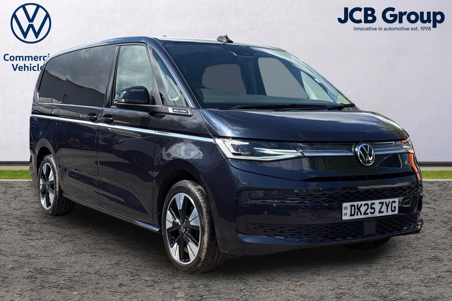 Main listing image - Volkswagen Multivan