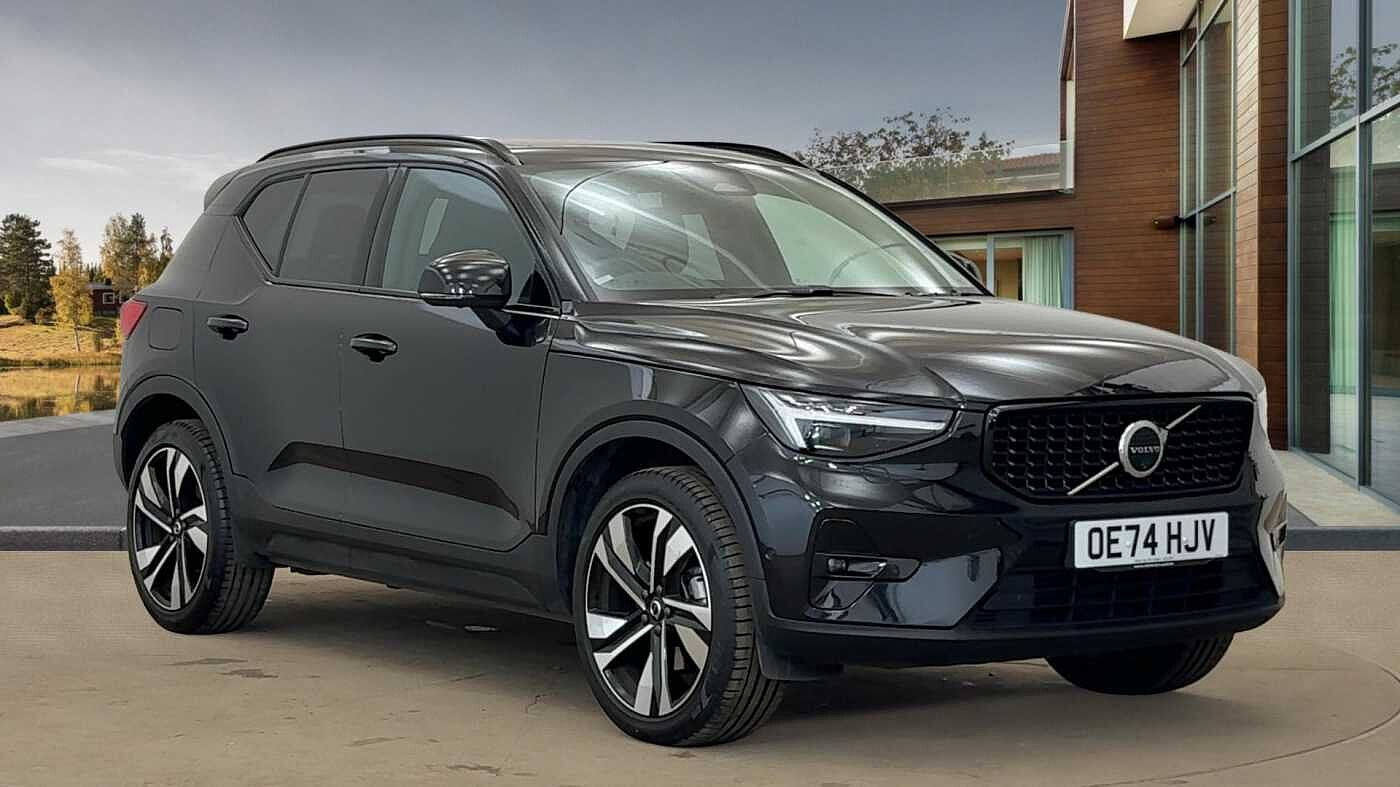 Main listing image - Volvo XC40
