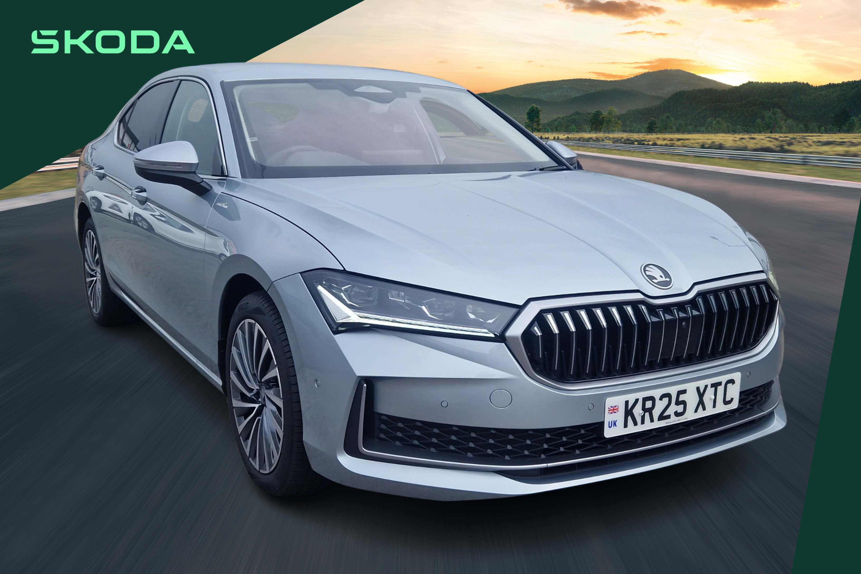 Main listing image - Skoda Superb