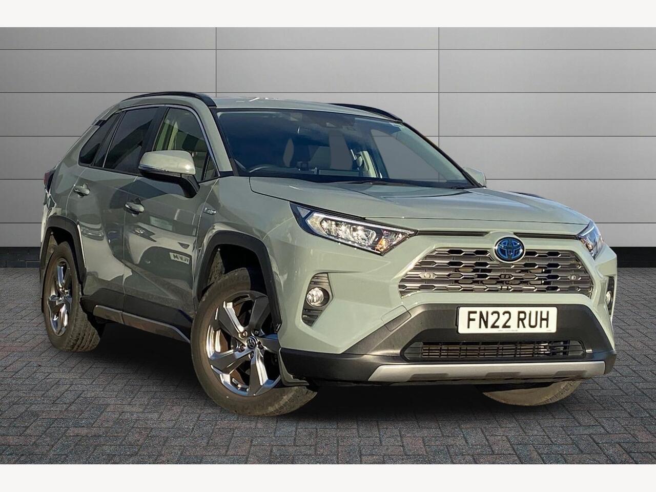 Main listing image - Toyota RAV4