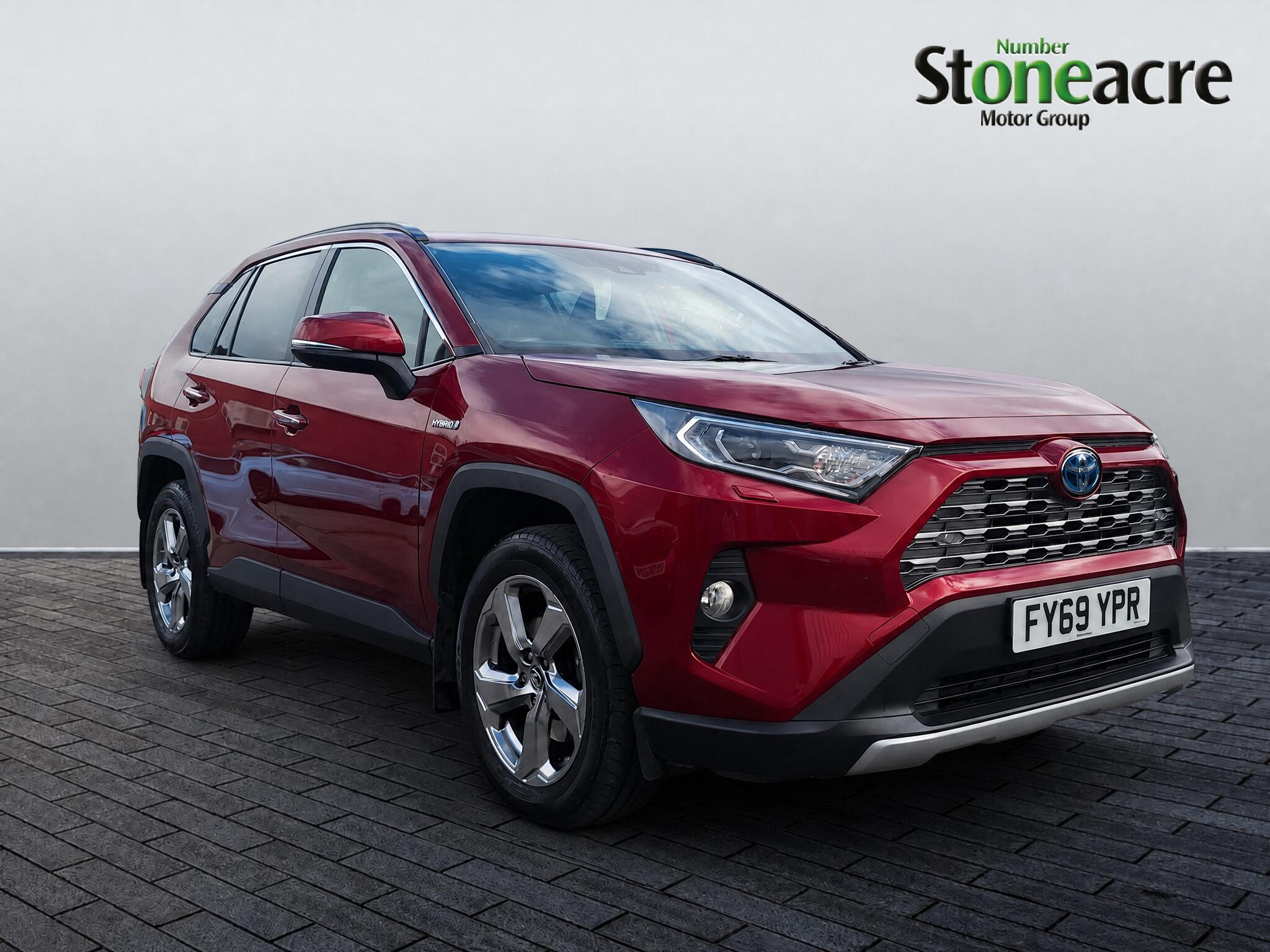 Main listing image - Toyota RAV4