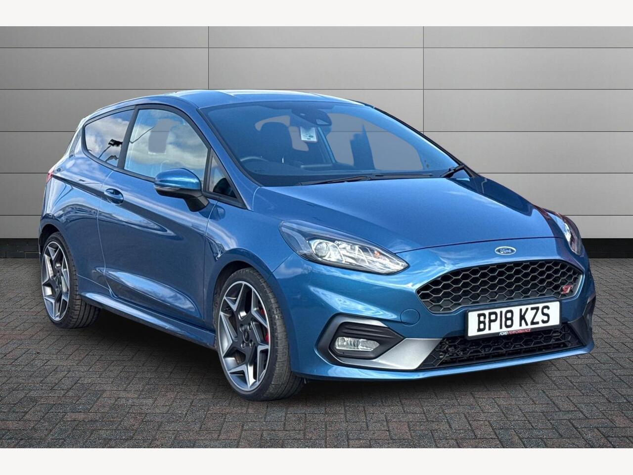 Main listing image - Ford Fiesta ST