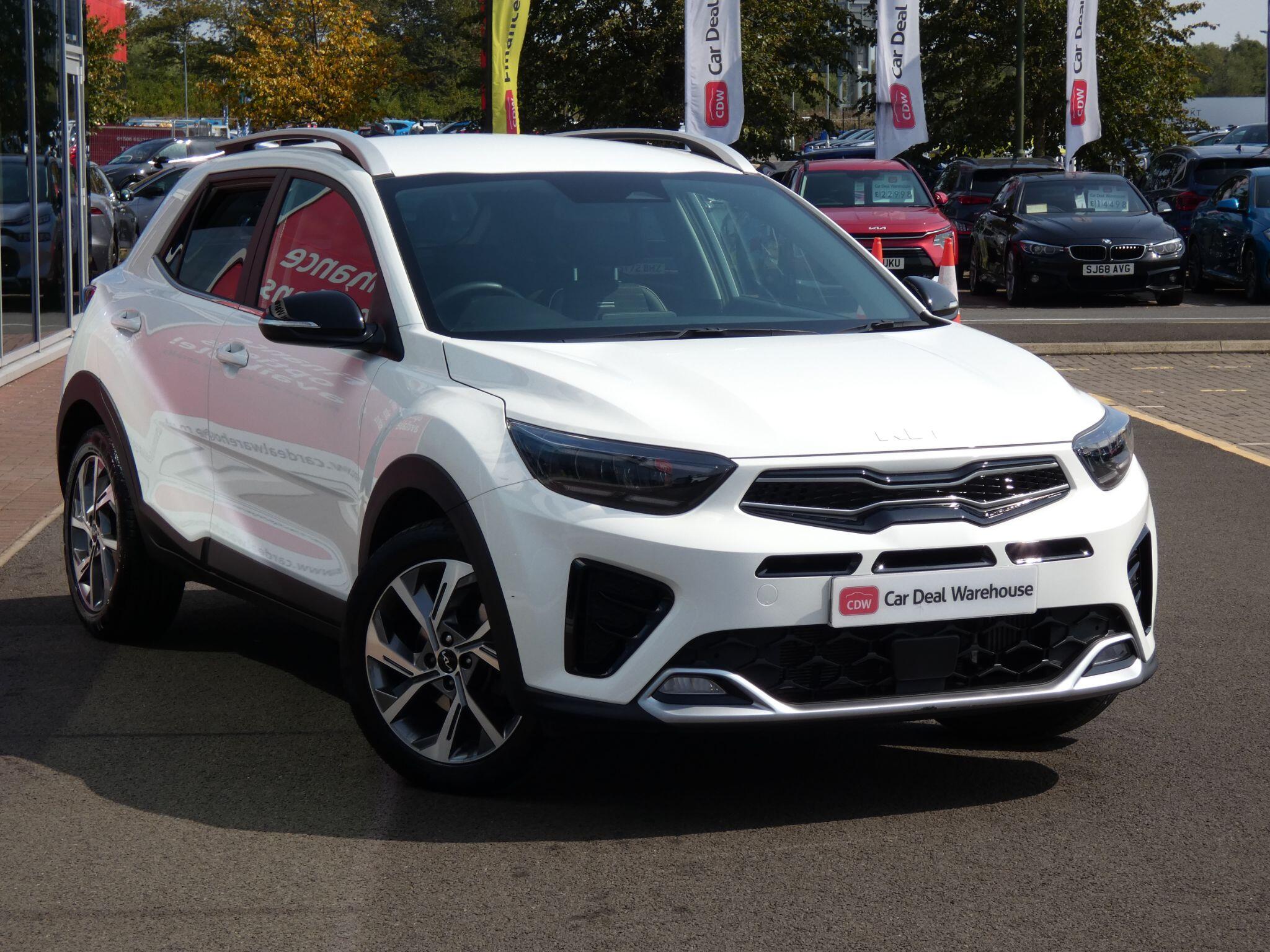 Main listing image - Kia Stonic