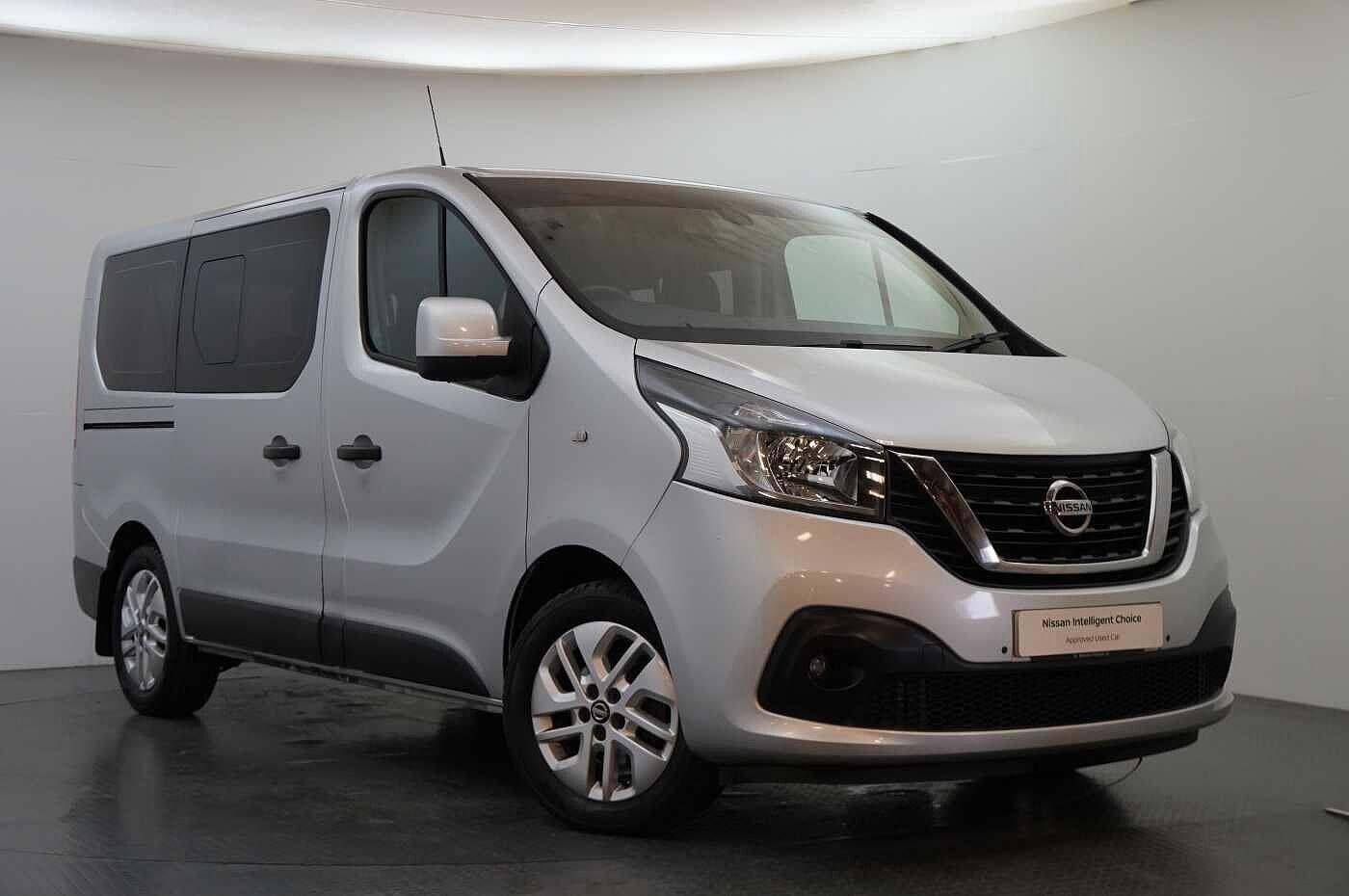 Main listing image - Nissan NV300