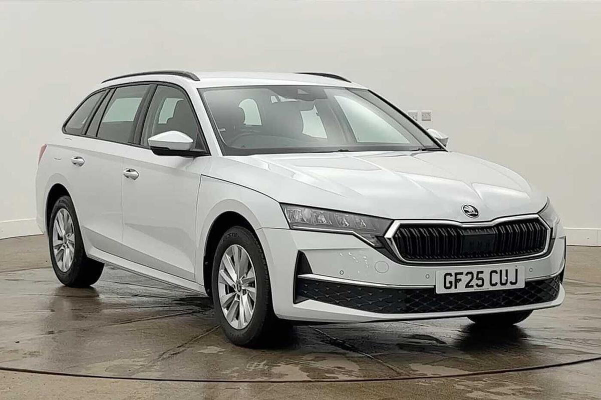 Main listing image - Skoda Octavia Estate