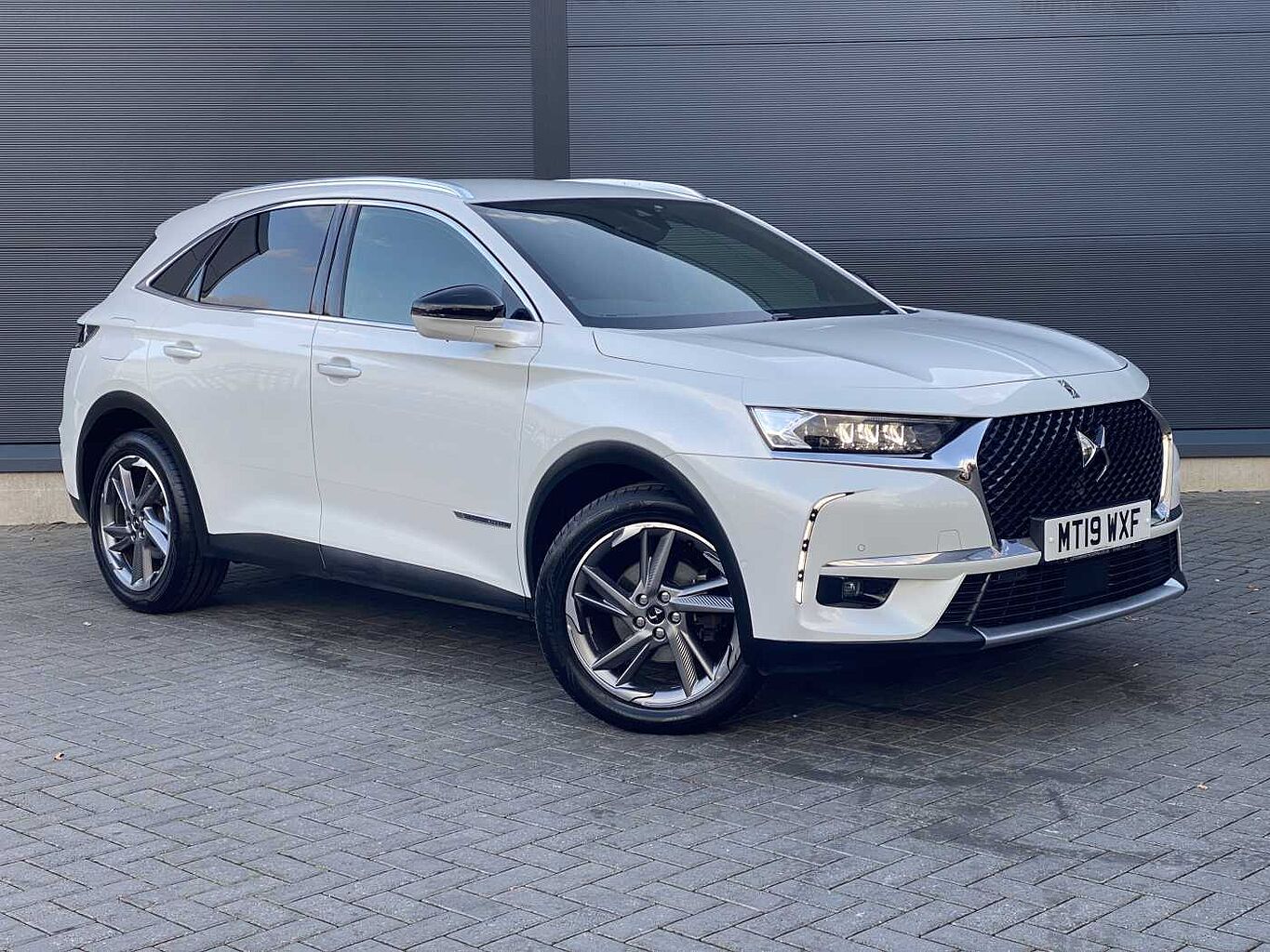 Main listing image - DS DS 7 Crossback