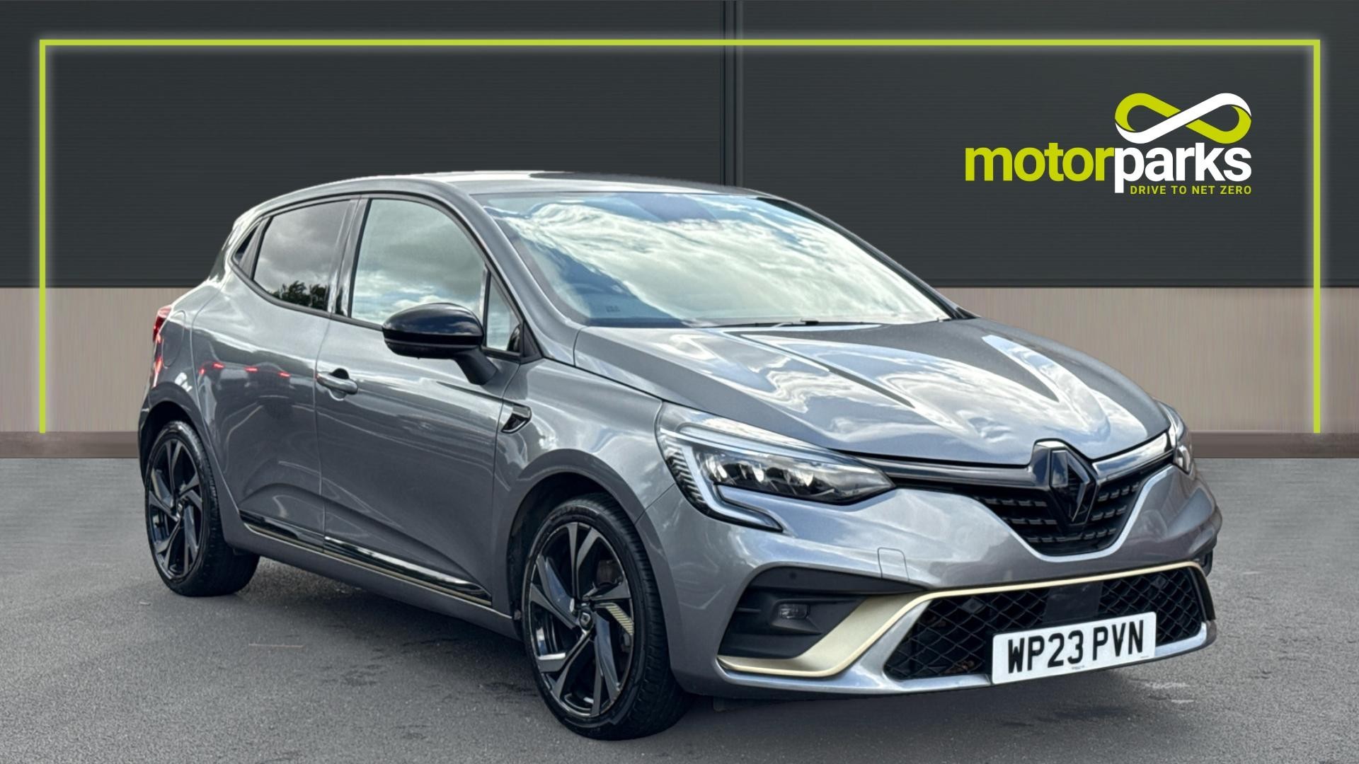 Main listing image - Renault Clio