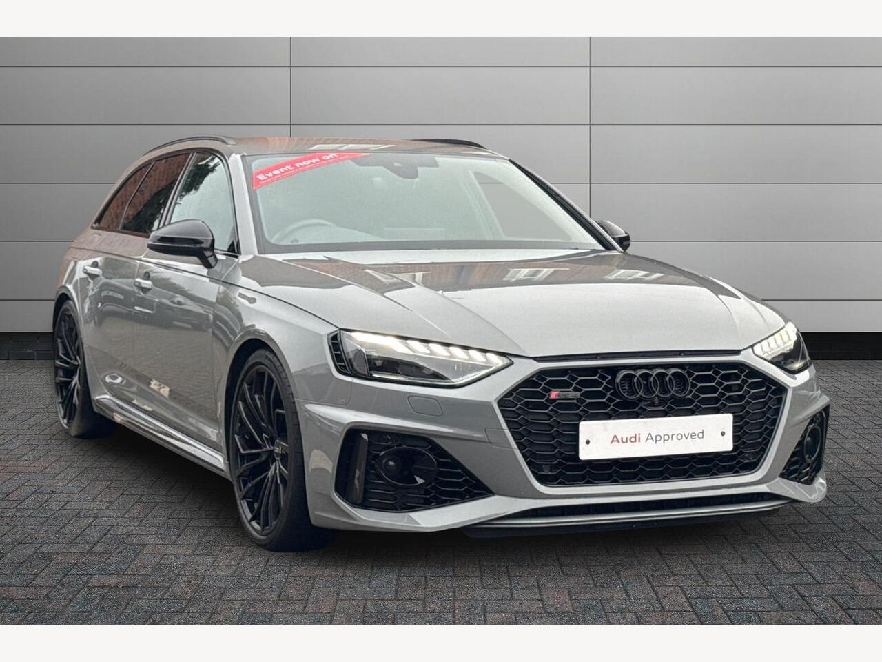 Main listing image - Audi RS4