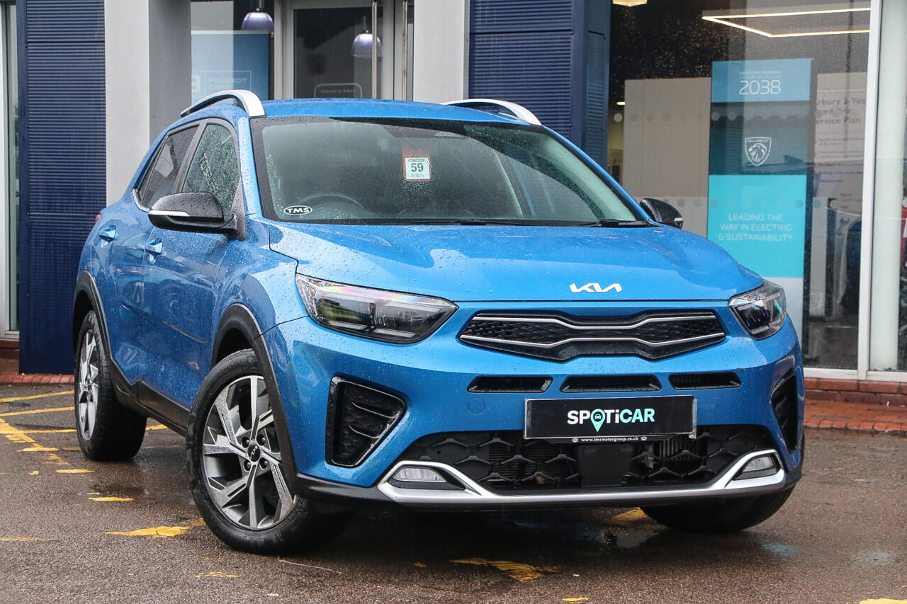 Main listing image - Kia Stonic