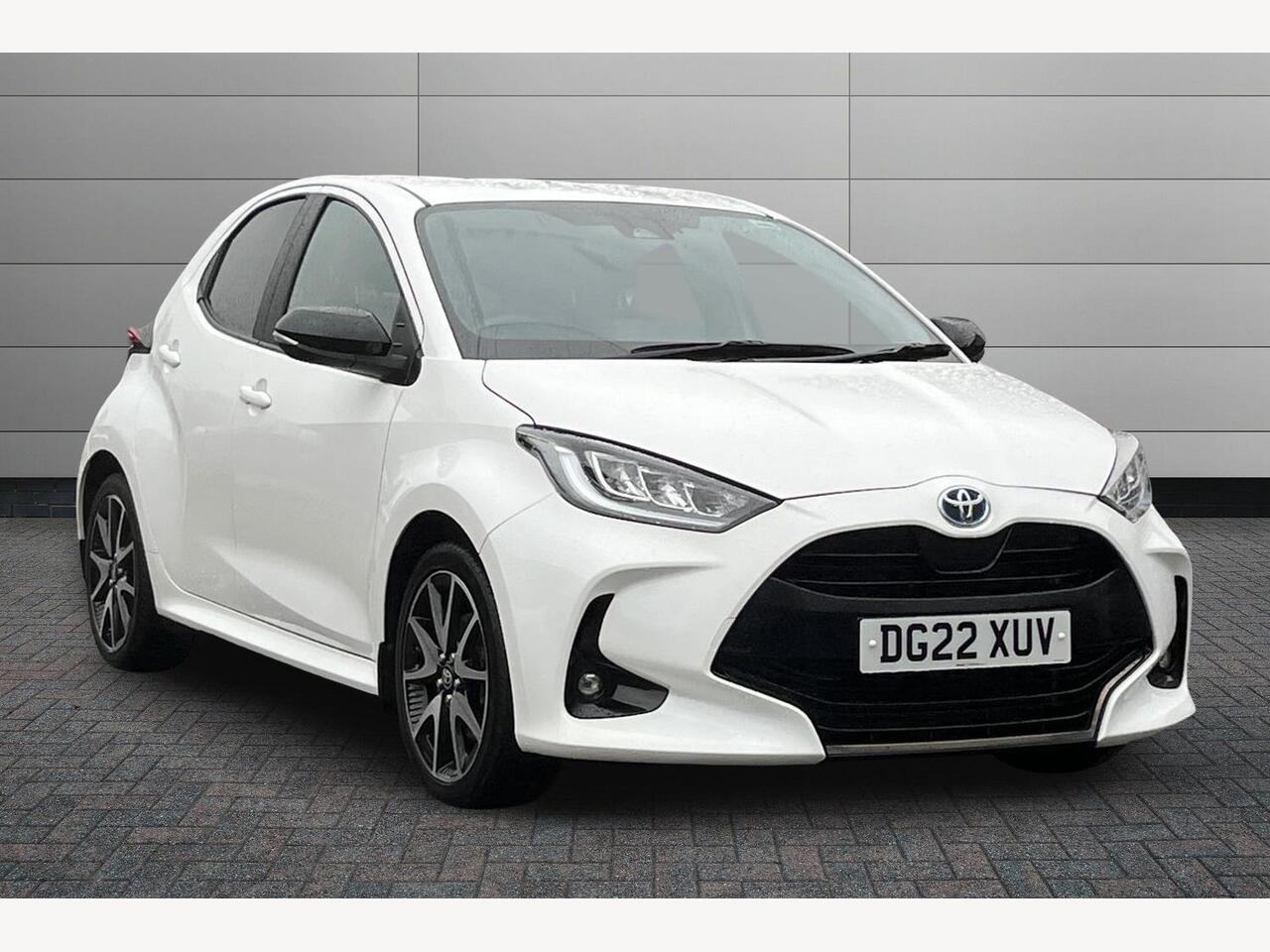 Main listing image - Toyota Yaris