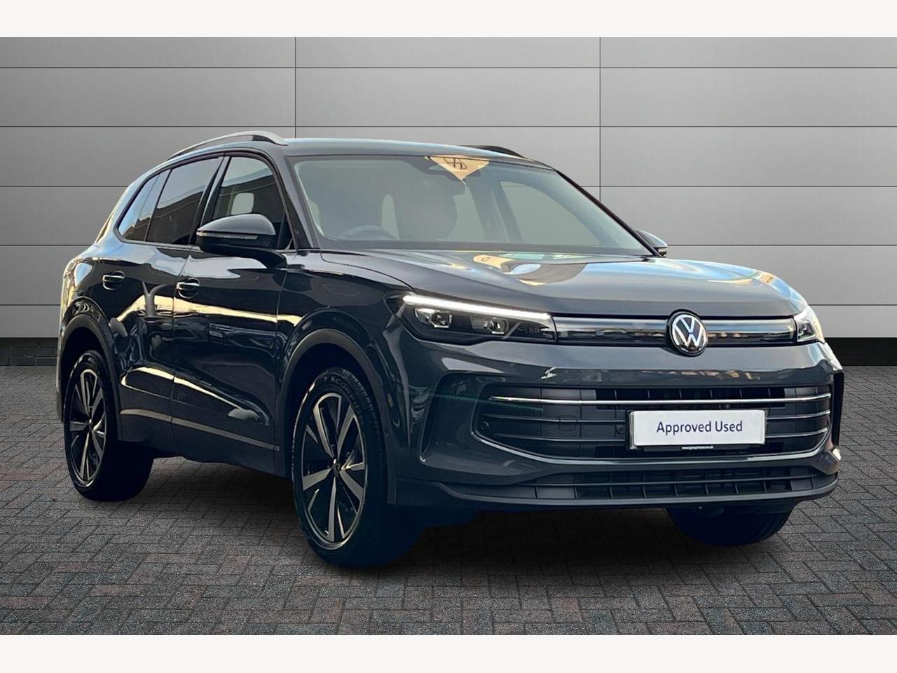 Main listing image - Volkswagen Tiguan