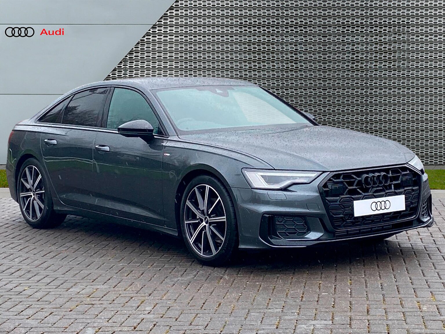 Main listing image - Audi A6