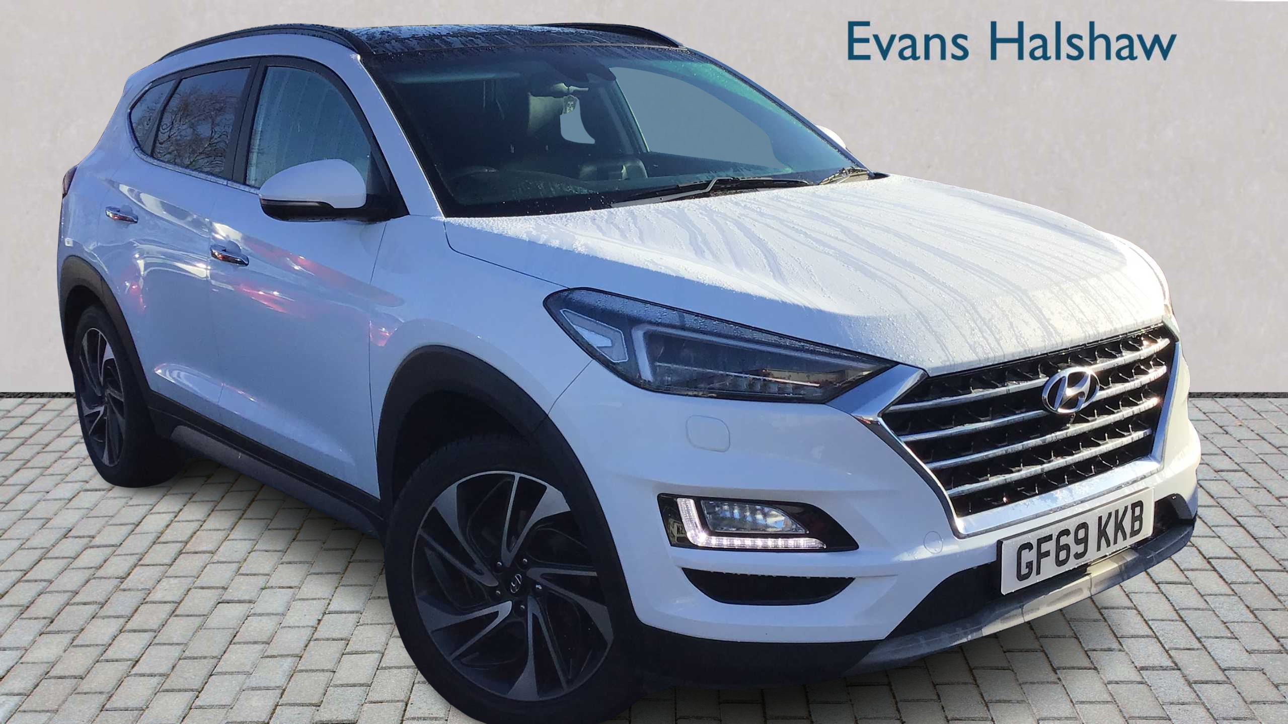 Main listing image - Hyundai Tucson