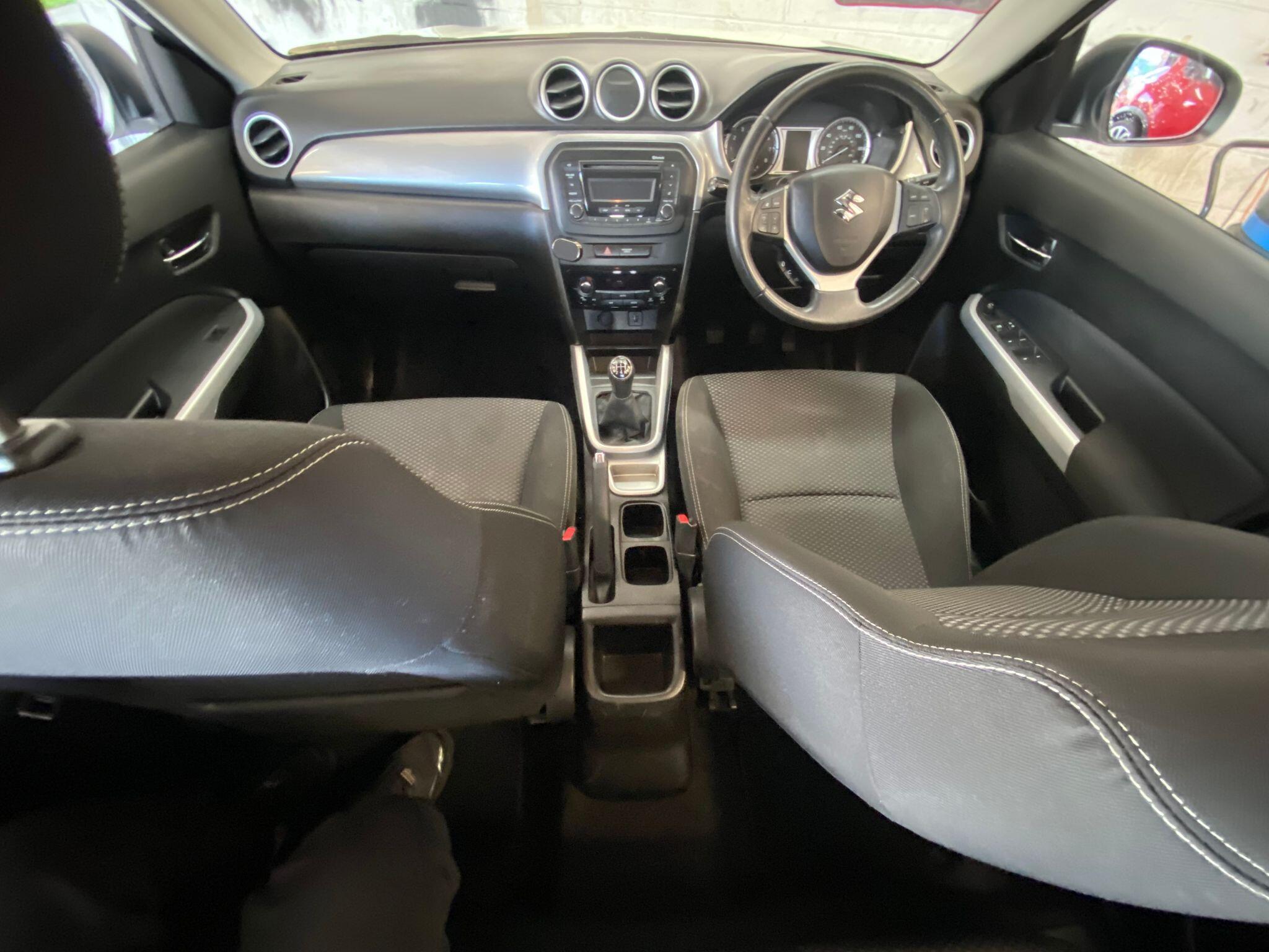 Main listing image - Suzuki Vitara