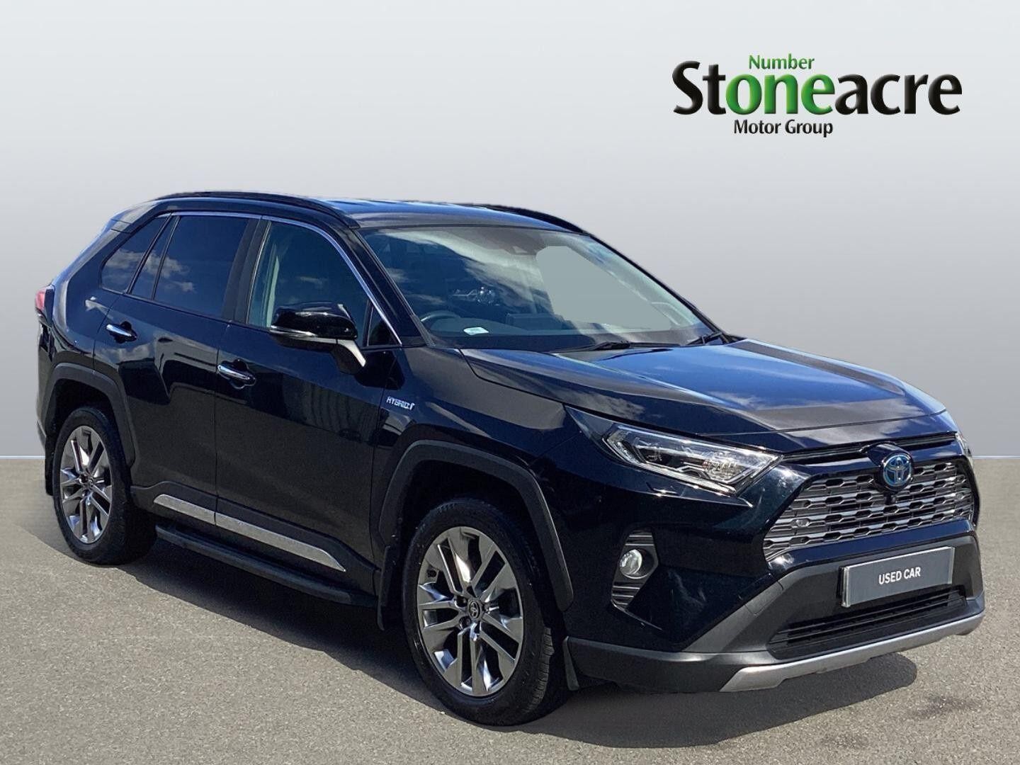 Main listing image - Toyota RAV4