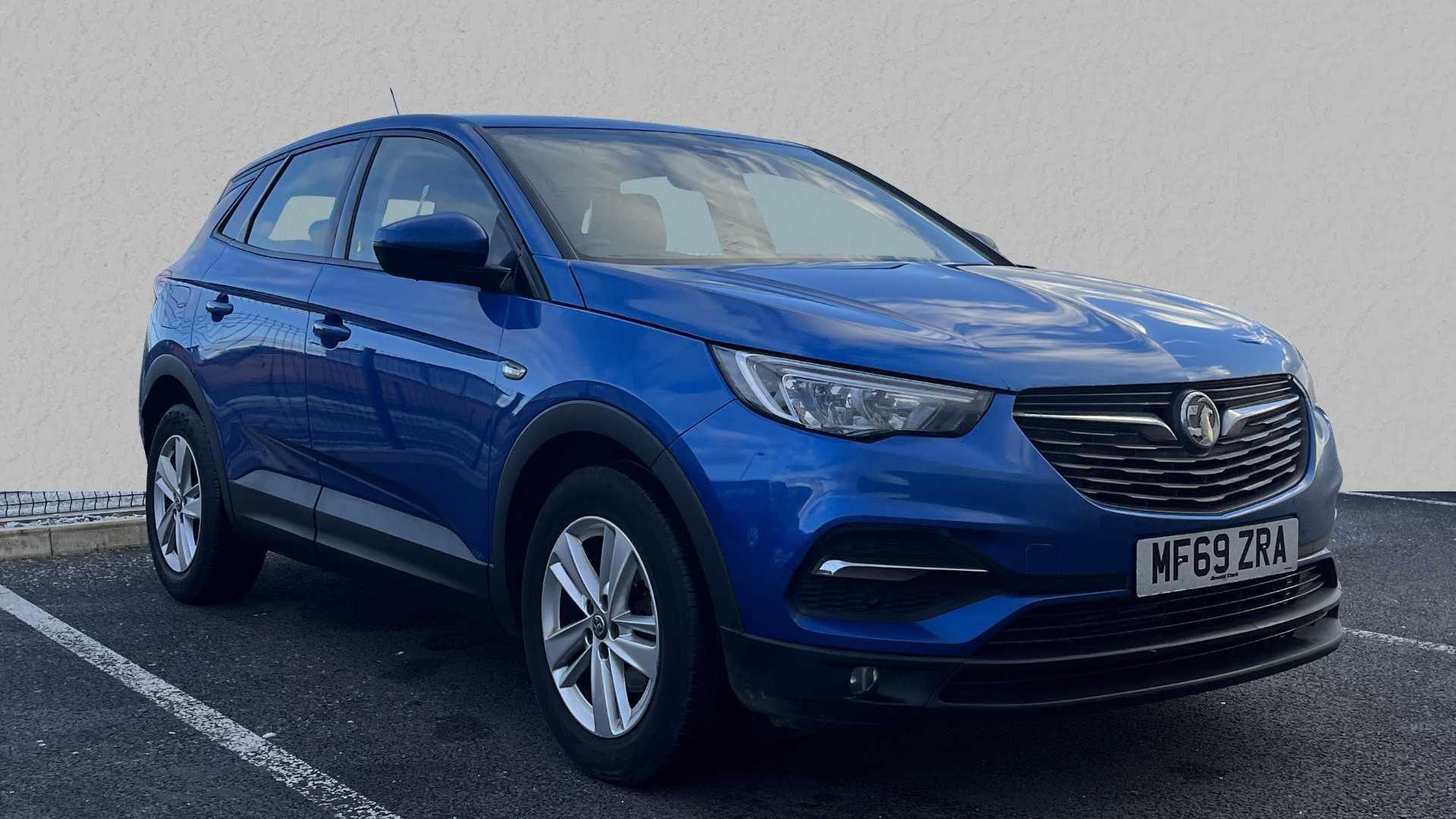 Main listing image - Vauxhall Grandland X