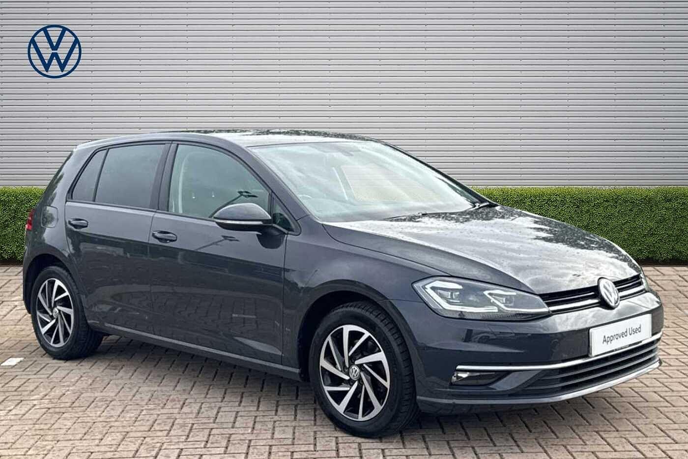 Main listing image - Volkswagen Golf