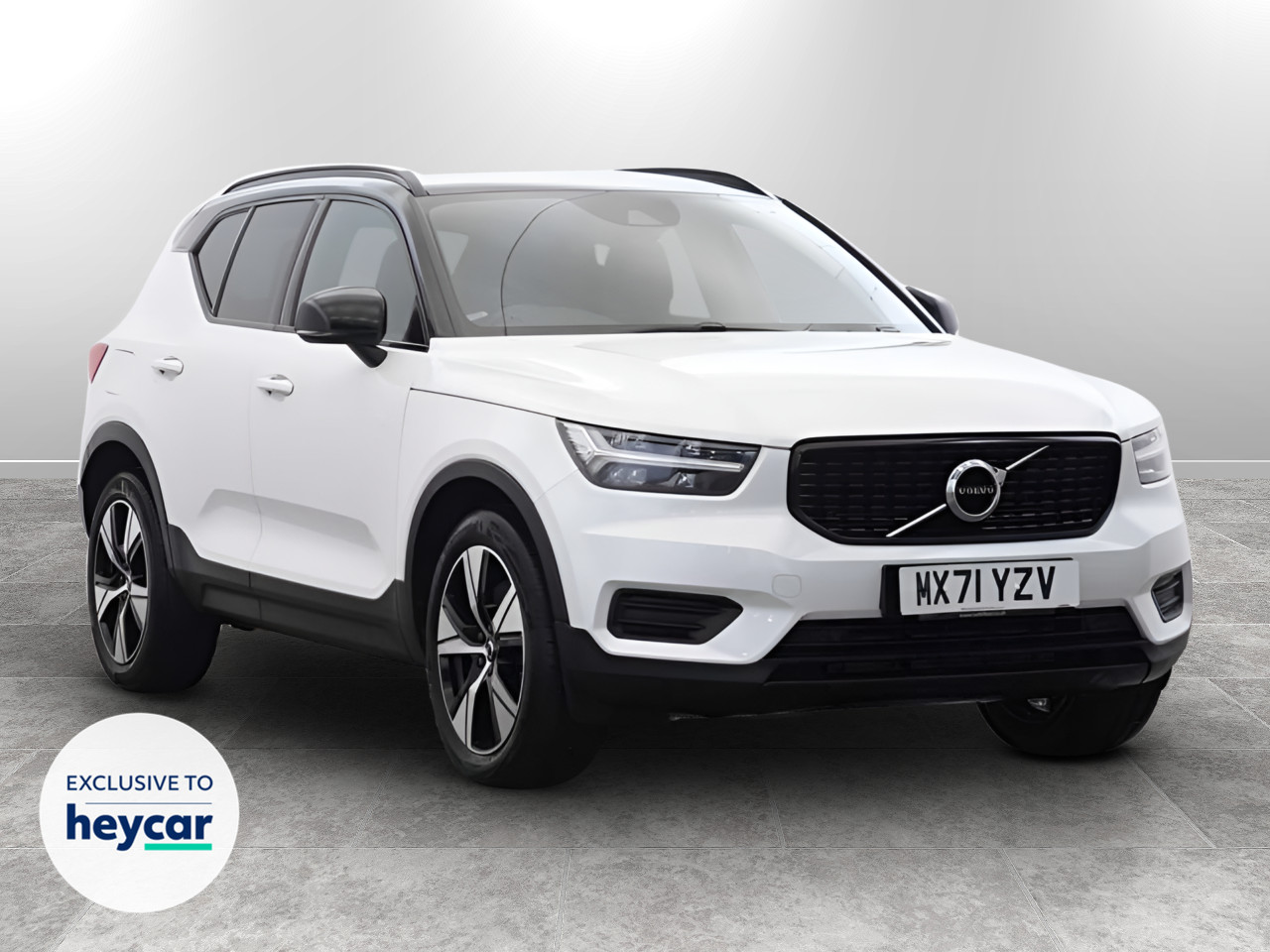 Main listing image - Volvo XC40 Recharge