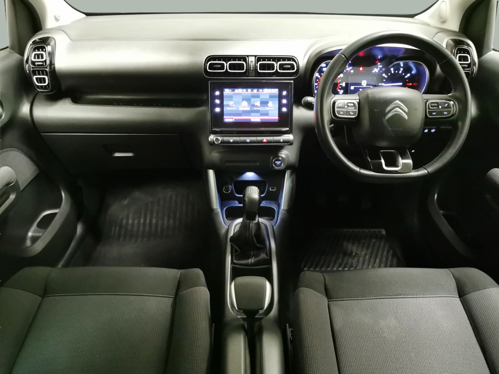 Main listing image - Citroen C3 Aircross