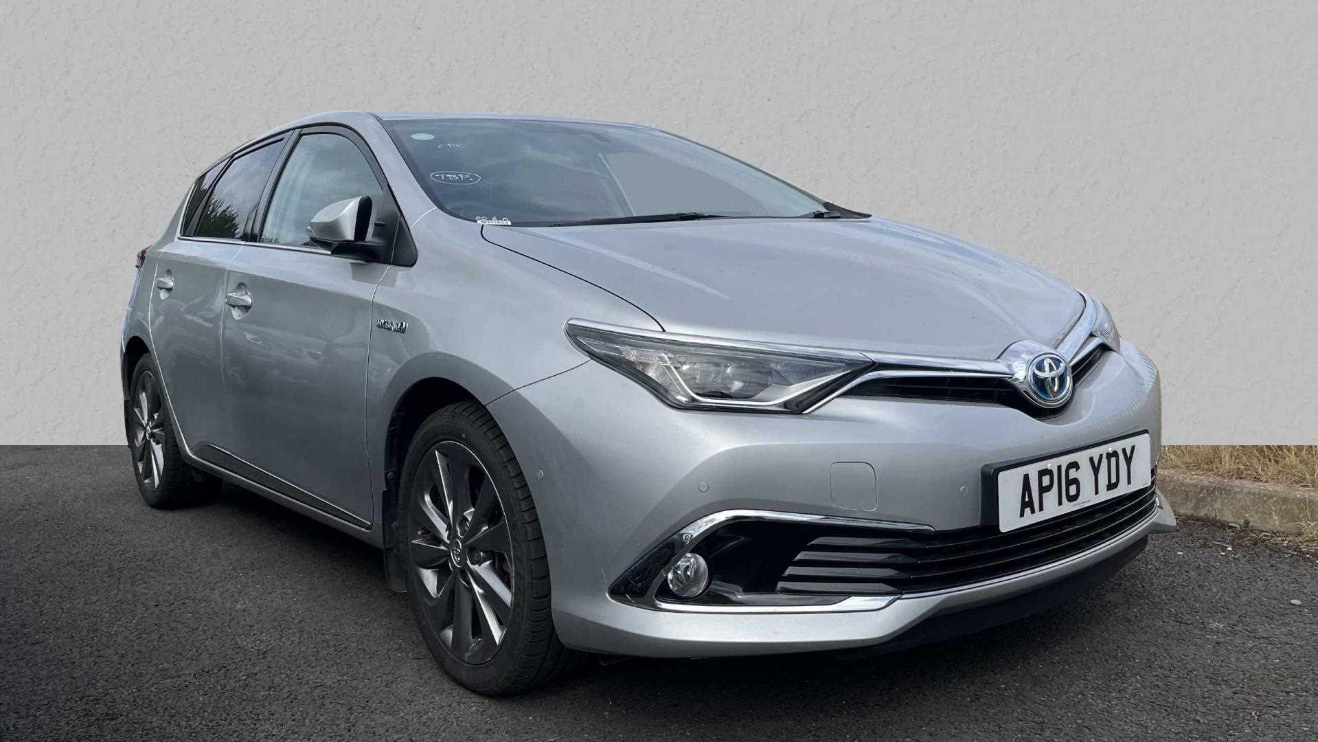Main listing image - Toyota Auris