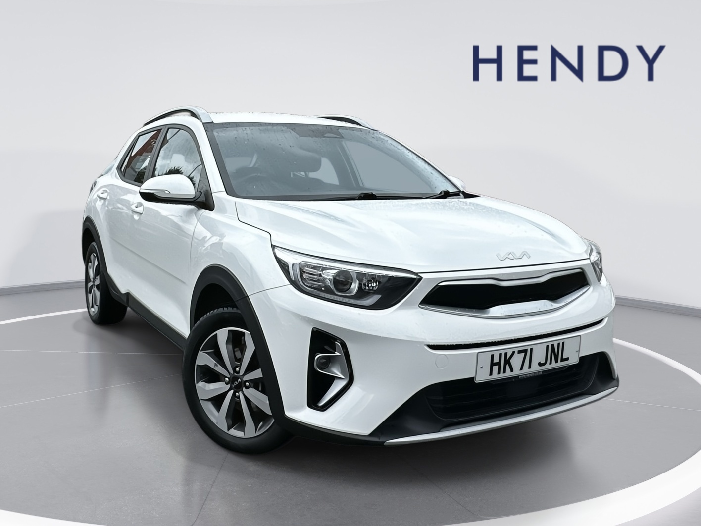 Main listing image - Kia Stonic