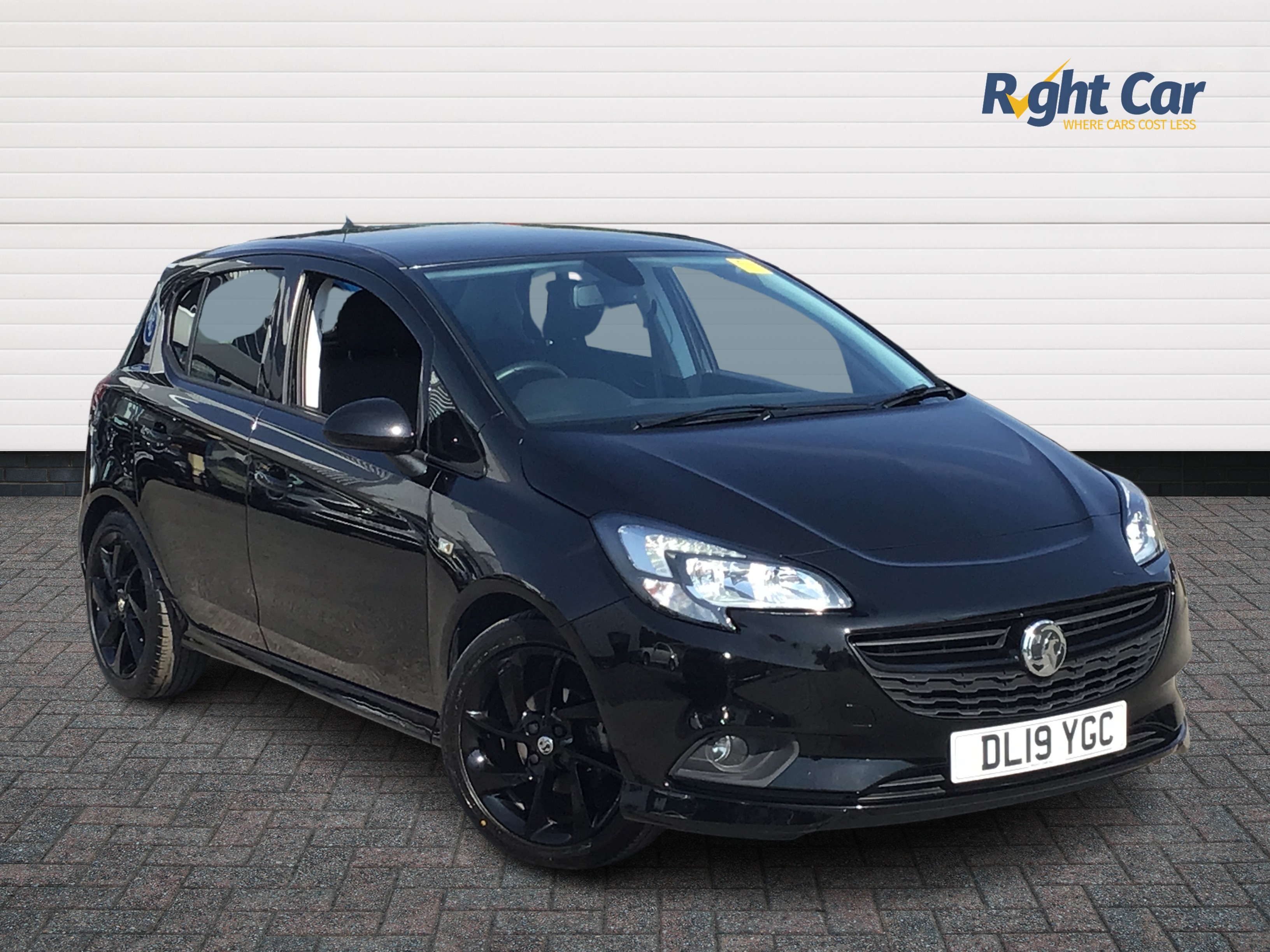 Main listing image - Vauxhall Corsa