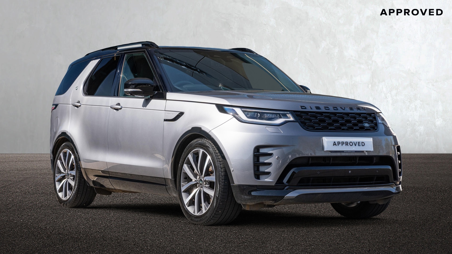 Main listing image - Land Rover Discovery