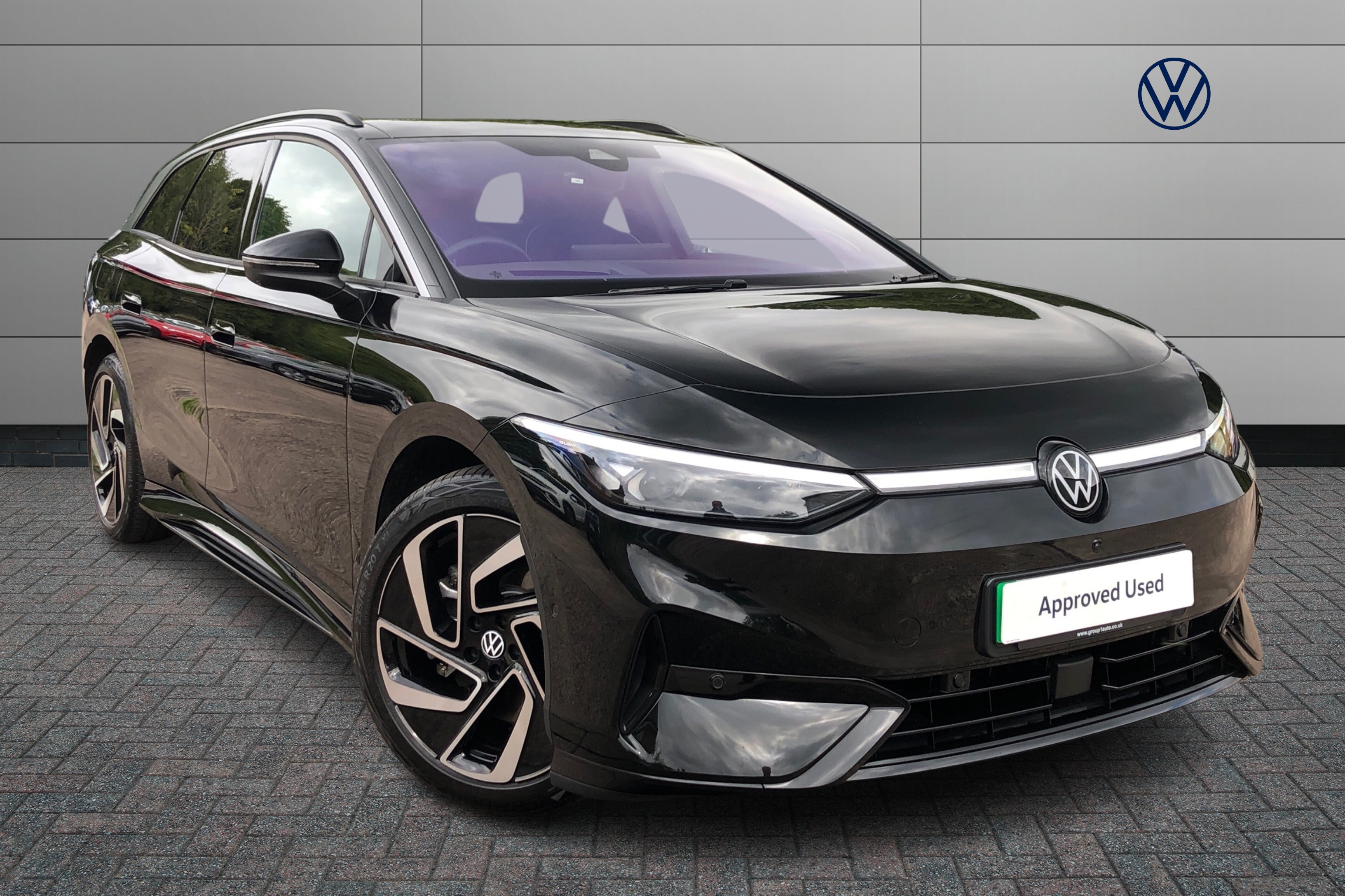 Main listing image - Volkswagen ID.7