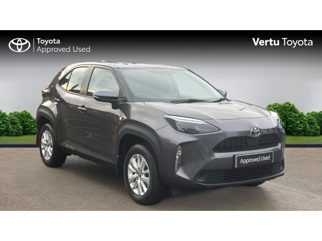 Main listing image - Toyota Yaris Cross