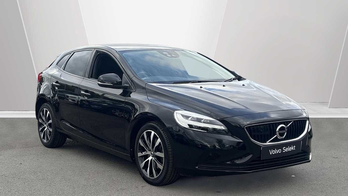 Main listing image - Volvo V40